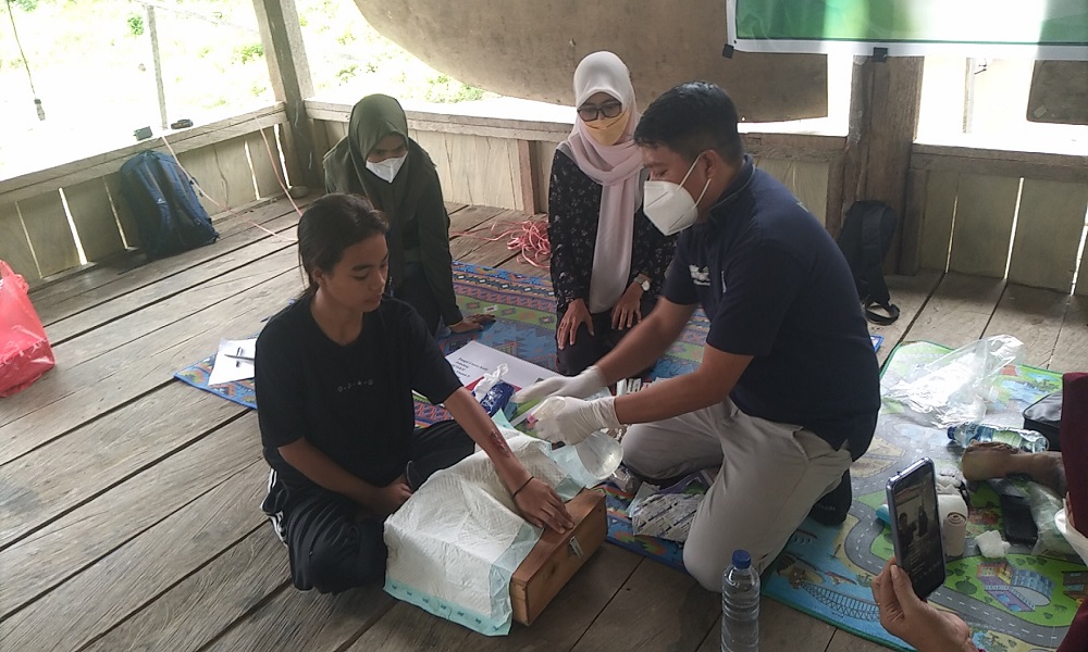 Bersama Akper Justitia, SHEEP Indonesia Lakukan Pelatihan Kader Kesehatan Masyarakat