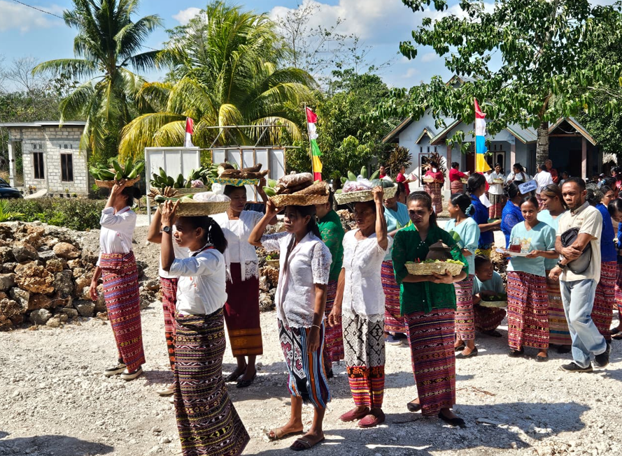 Joint Movement of Churches, Government, and Communities through the Local Food Festival and Campaign